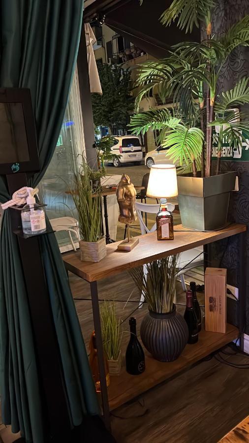 B&B Caffe Retro' Cisterna di Latina Ngoại thất bức ảnh