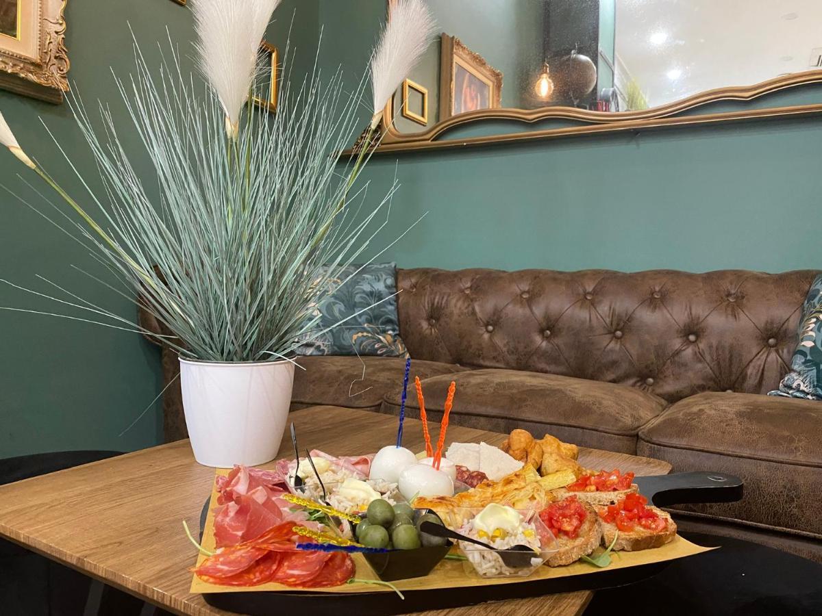 B&B Caffe Retro' Cisterna di Latina Ngoại thất bức ảnh
